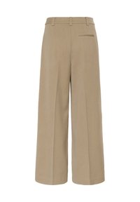 Platas kājas bikses gaismas bēšā audumā ar gludu tekstūru, kurām ir aizmugures kabata un pielāgota jostasvieta ar jostas cilpām.