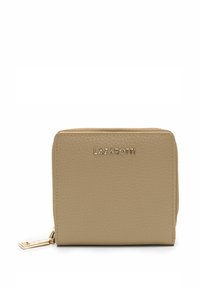 Portafoglio in pelle beige con finitura testurizzata, dotato di un logo in oro e di una zip in metallo. Forma rettangolare compatta.