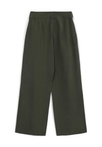 Pantaloni a gamba larga in tessuto verde scuro, caratterizzati da una superficie liscia, frontale piatto e senza tasche o dettagli in metallo visibili.