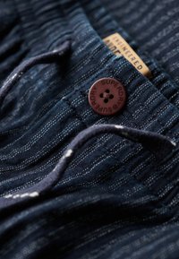 Superdry & Co BERMUDA - Shorts - twin ticking navy