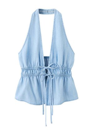 Top halter albastru deschis fără mâneci, cu decolteu adânc în V, talie elastică strânsă și șnururi pentru legare în față, realizat din țesătură moale de denim.