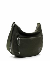 Borsa a spalla verde in nylon con superficie testurizzata, hardware in argento, tasca con zip e logo SFY ben visibile sul lato.