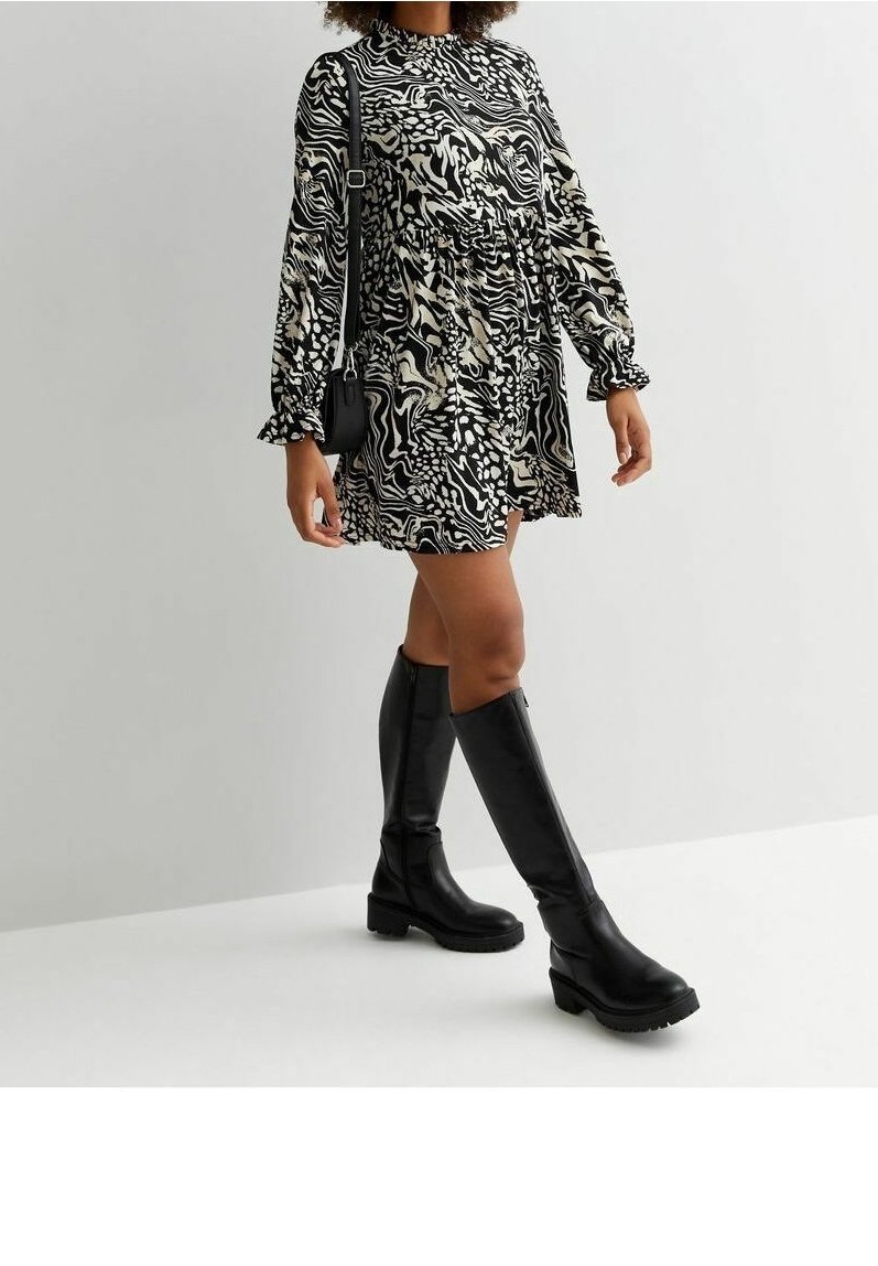 new look jersey dress - multi-coloured disc_ChangingTop