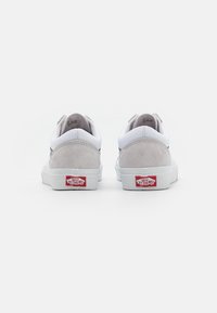 Vans OLD SKOOL UNISEX Trainers clouds/stormy weather/light grey