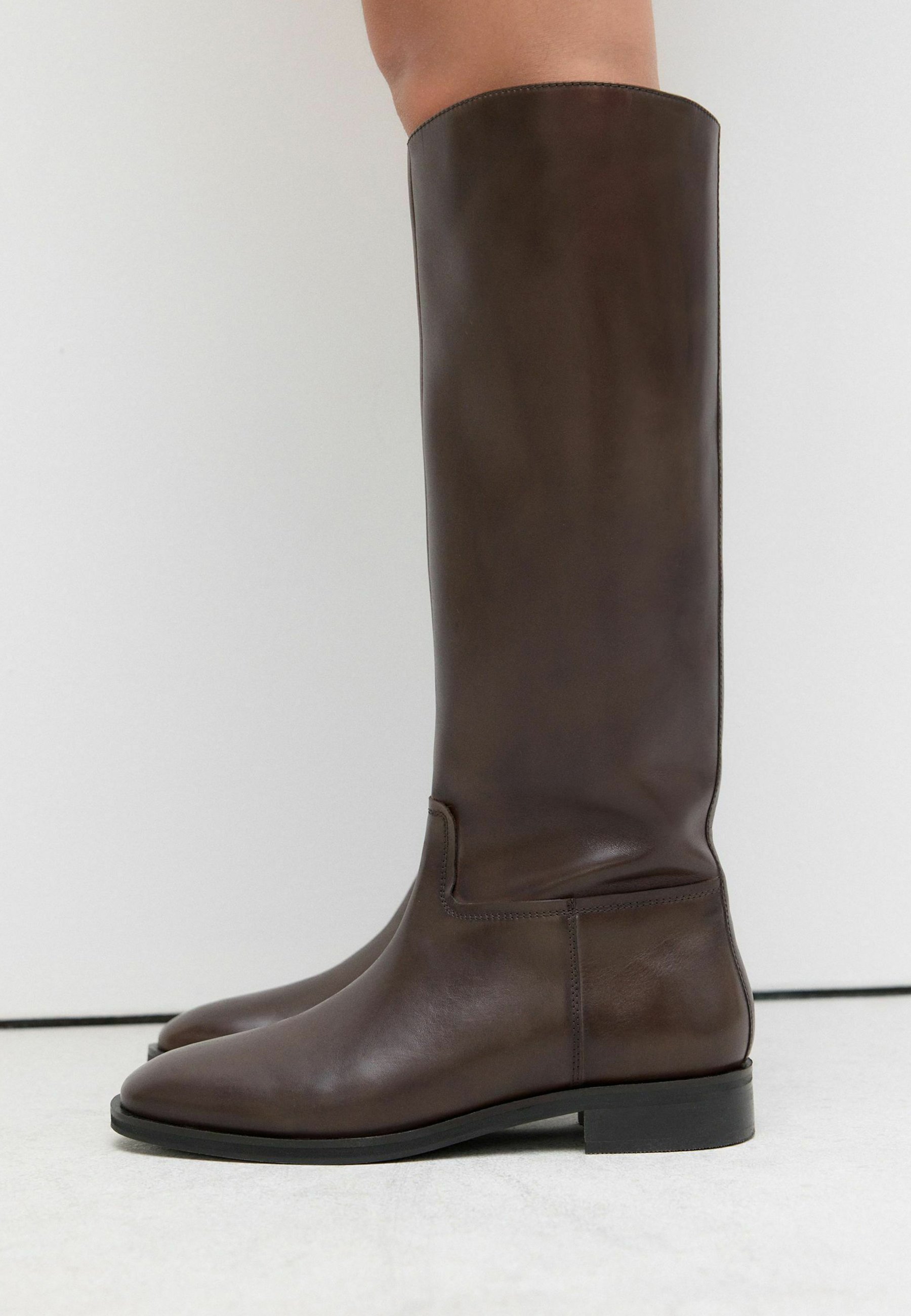 Next STANDARD WIDE FIT - FOREVER COMFORT KNEE HIGH FLAT RIDER