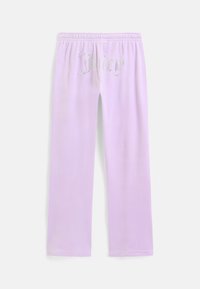 Svetlo vijolične žametne hlače z elastičnim pasom in napisom "Juicy" iz kristalčkov na zadnji strani.