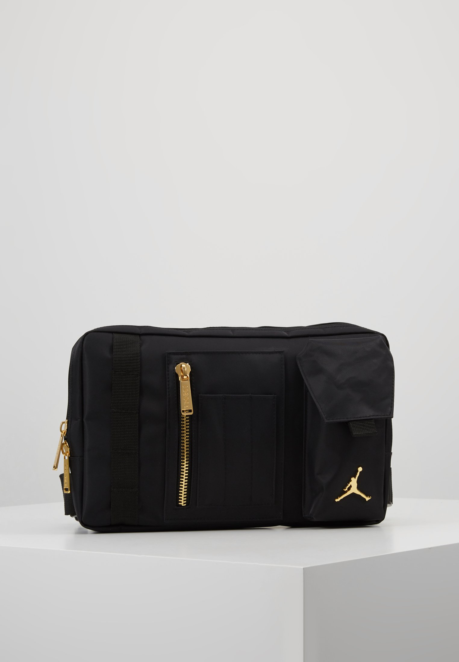 【新品】NIKE Jordan MA-1 Chest Rig Bag