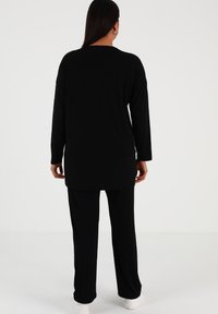 Modanisa CREW NECK PLUS SIZE  SET ALIA - Tuta - black