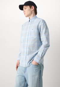 GANT CHECK SHIRT - Marškiniai - fresh blue