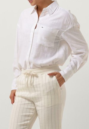 Tommy Jeans Hemdbluse - wit