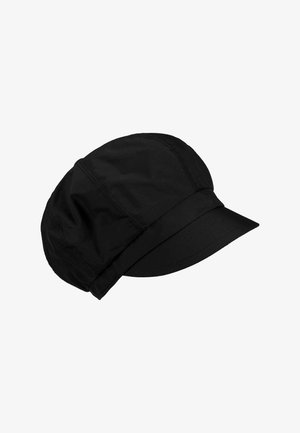 Schwarze Kappe mit runder Krone und einem kurzen, steifen Schirm. Sie besteht aus glattem Stoff und hat aufgenähte Details an den Seitenpaneelen.