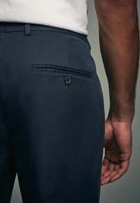 Next REGULAR FIT - Stoffhose - navy blue