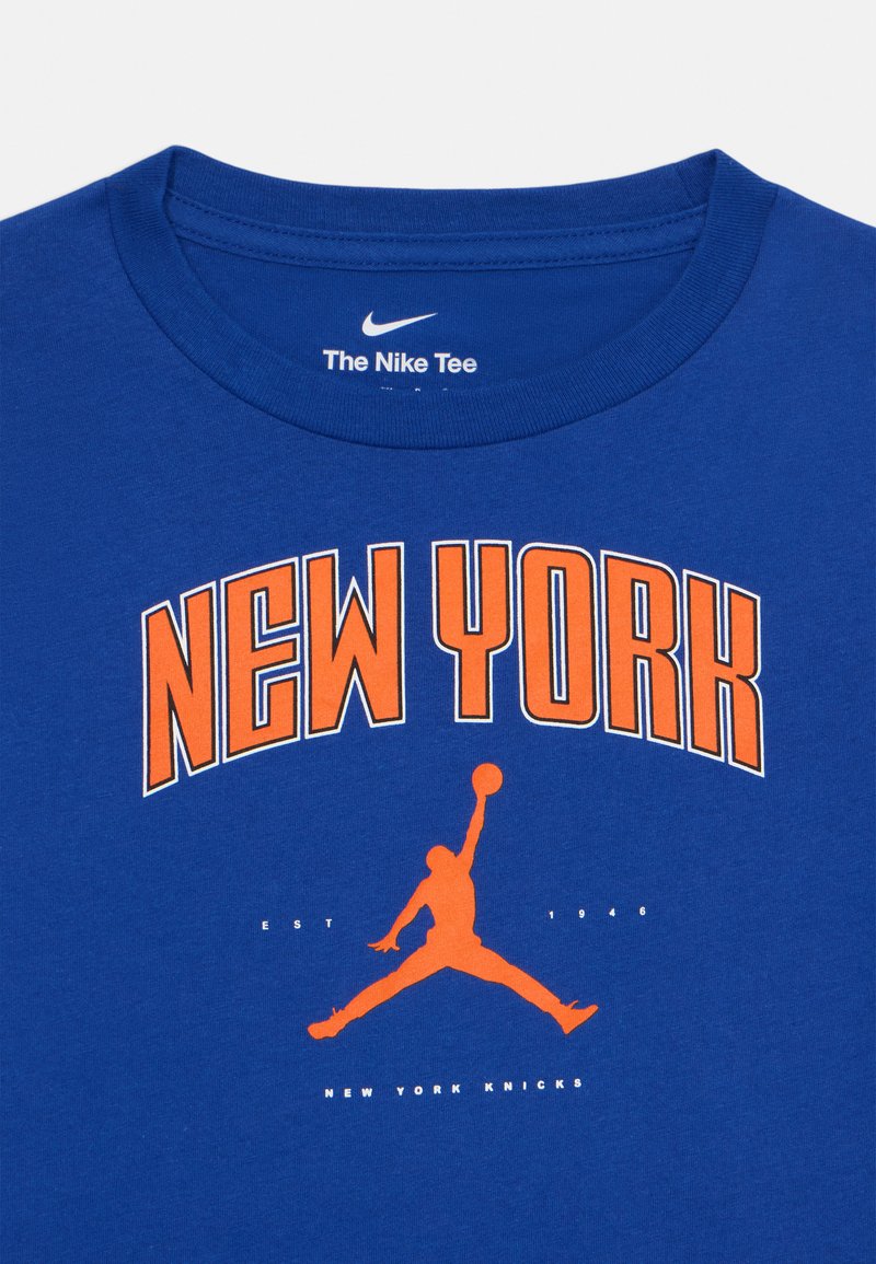 Nike Performance NBA NEW YORK KNICKS JORDAN CITIES TEE Print T