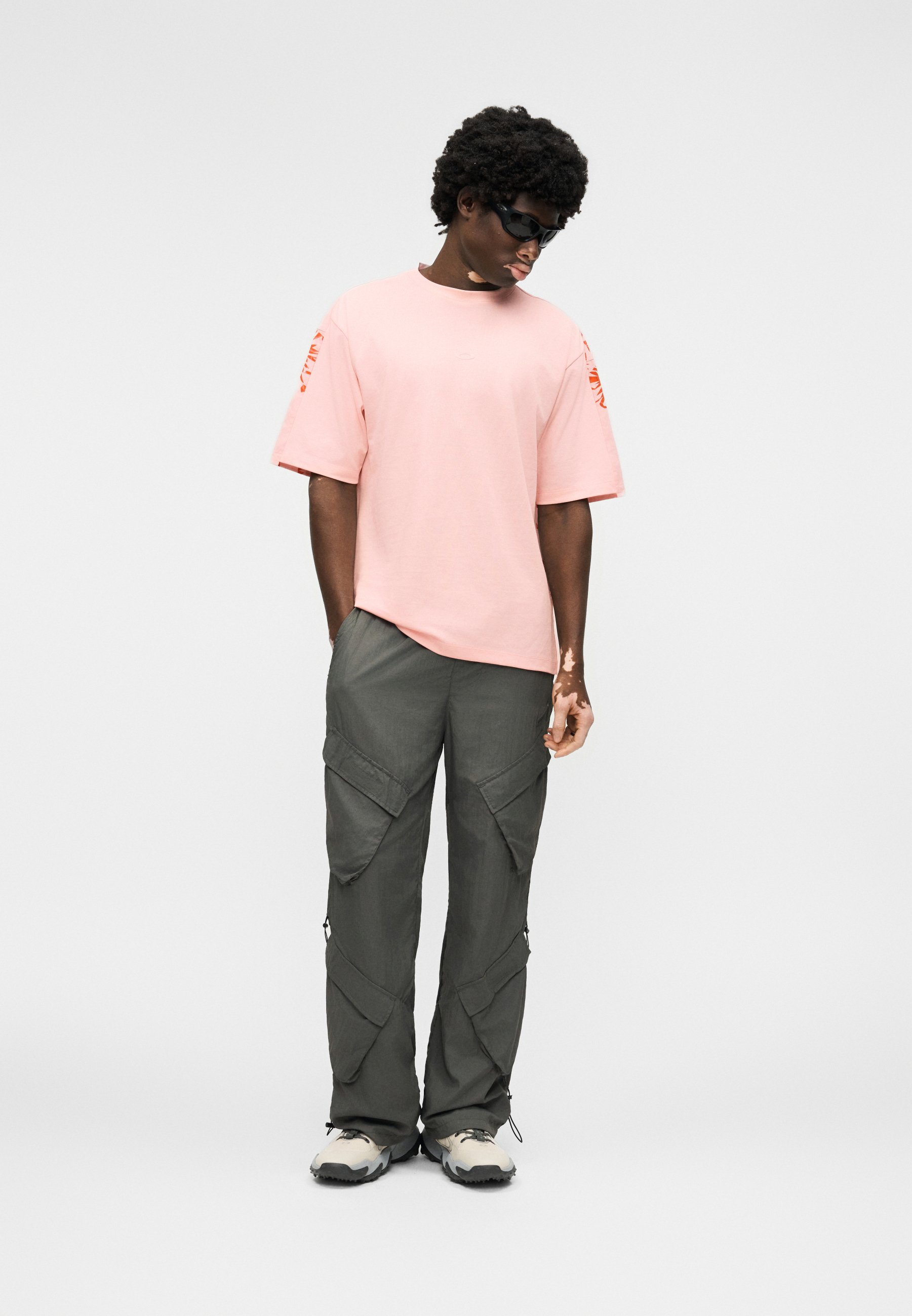 Oakley HIBISCUS BREEZE TEE - Print T-shirt - faded pink/light pink