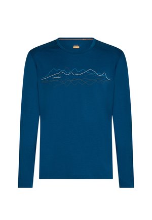 Sininen pitkähihaisen pyöreäkauluksinen paita, jossa abstrakti vuorilinjan kuvio ja rinnan kohdalla "icebreaker" -teksti.