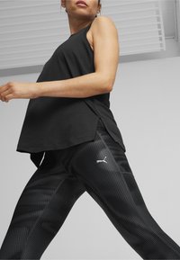 Puma RUN FAV VELOCITY - Leggings - black print