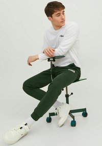 Jack & Jones JJIGORDON JJNEWSOFT NOOS - Pantalones deportivos - mountain view