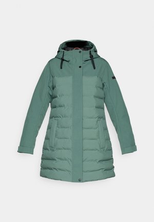 Parka verde căptușită cu glugă, având buzunare laterale cu fermoar și un croi drept. Fabricată dintr-un material durabil, texturat.
