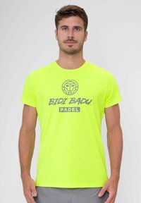 BIDI BADU SPIRIT LOGO CHILL - T-shirt de sport - gelb
