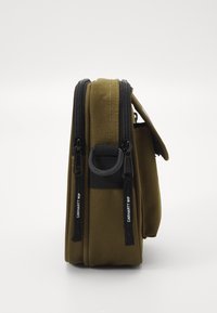 Carhartt WIP ESSENTIALS BAG SMALL UNISEX - Soma ar siksnu pāri ķermenim - highland