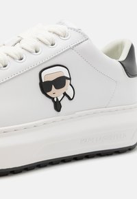 KARL LAGERFELD KAPRI LUG - Zapatillas - white