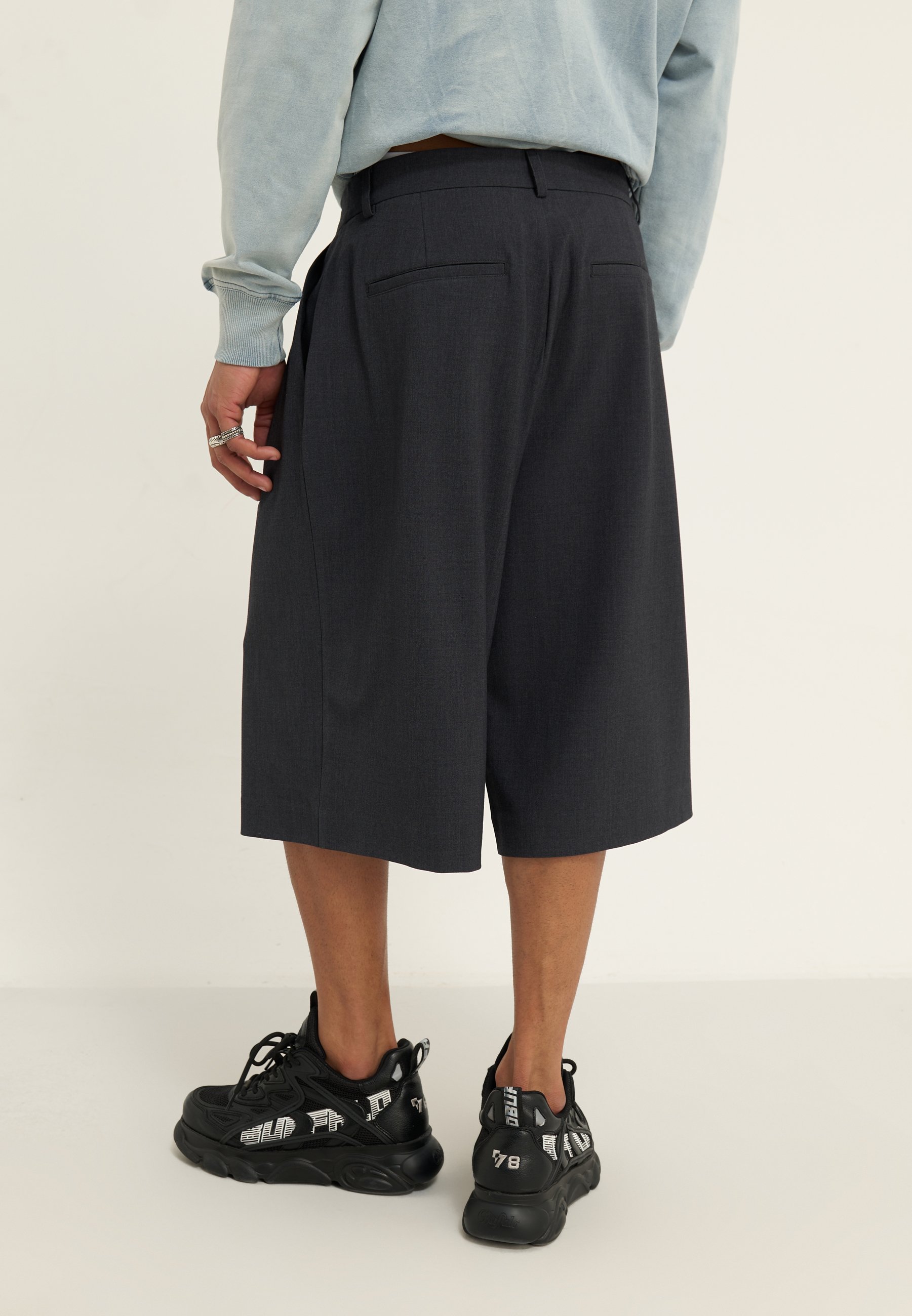 SULLEN TOKYO baggy tailored shorts