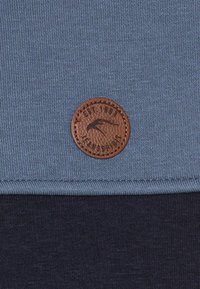 INDICODE JEANS Jersey con capucha - blue
