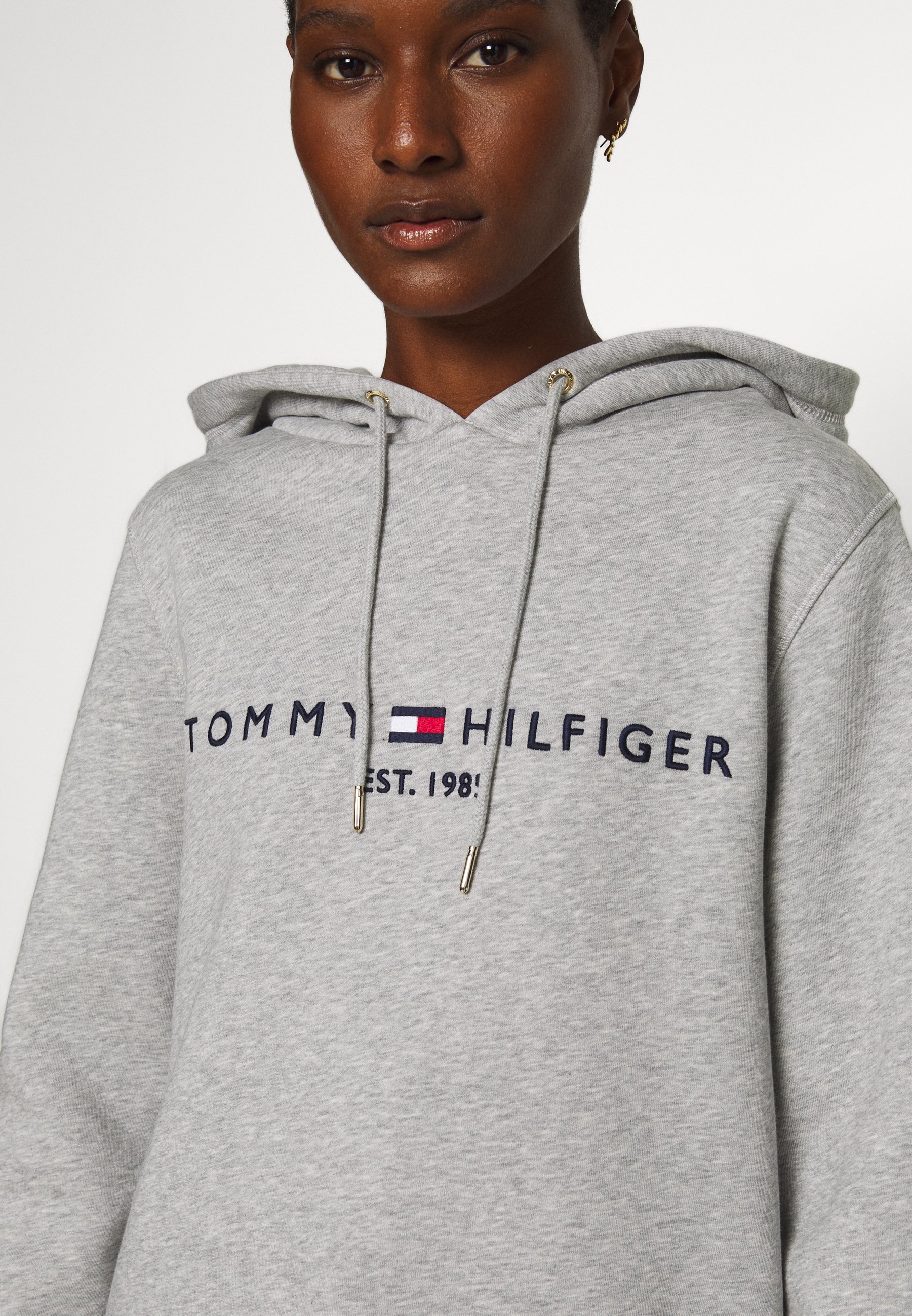 grey hoodie tommy hilfiger