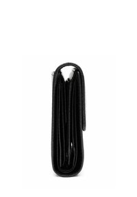 Portefeuille en cuir noir plié et fermé, montré de côté sur fond blanc.