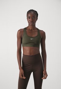 Nike Performance BRA - Sportski grudnjak s blagom potporom - cargo khaki/white