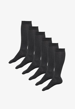 Sei paia di calze grigio scuro realizzate in tessuto morbido, con una texture liscia, lunghezza fino al ginocchio e polsini rinforzati.