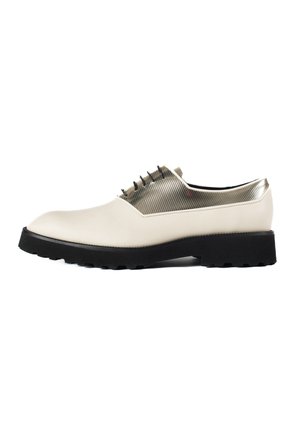 NOX - Veterschoenen - gold