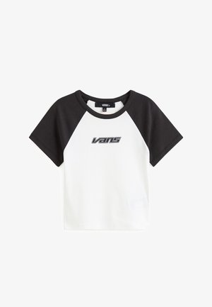 Weißes T-Shirt mit schwarzen Raglanärmeln und einem schwarzen Vans-Logo auf der Vorderseite. Es hat einen Rundhalsausschnitt und ein kurzes Design.