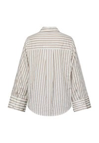 Stribet bagperspektiv af en skjorte i hvid og lysebrun, med krave, lange ærmer og knaplukning ved manchetterne samt en buet kant.