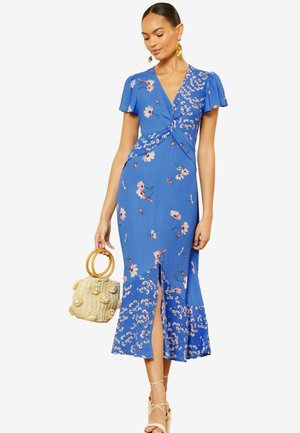 Love & Roses FLUTTER SLEEVE TWIST FRONT REGULAR FIT - Hverdagskjole - blue floral