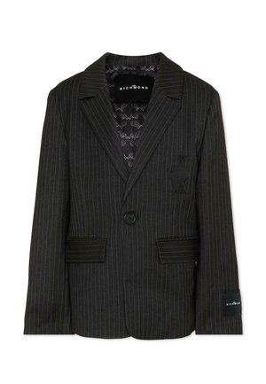 Mørkegrå blazer med nålemønster, notched revers, enkeltknaplukning, to klaplommer og diskret broderet våbenskjold på brystet.