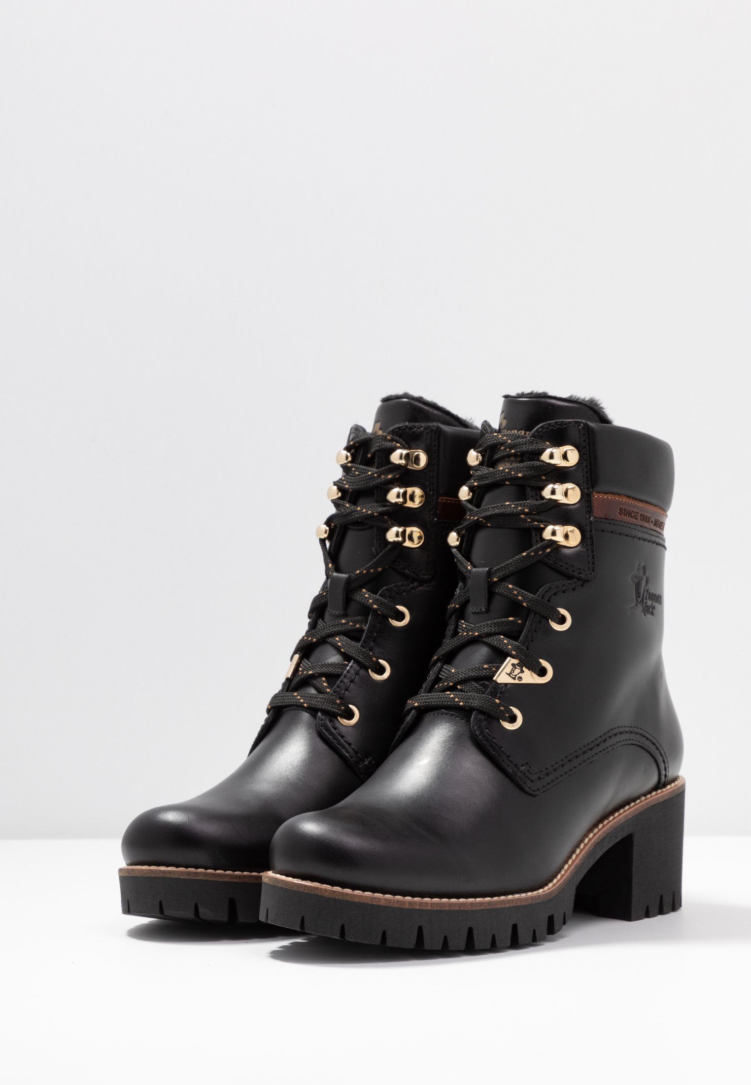 PHOEBE BROOKLYN Enkellaarsjes met plateauzool black PHOEBE BROOKLYN Enkellaarsjes met plateauzool black