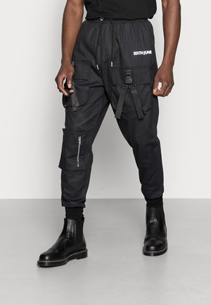 DOUBLE BUCKLE PANTS - Pantalon cargo - black