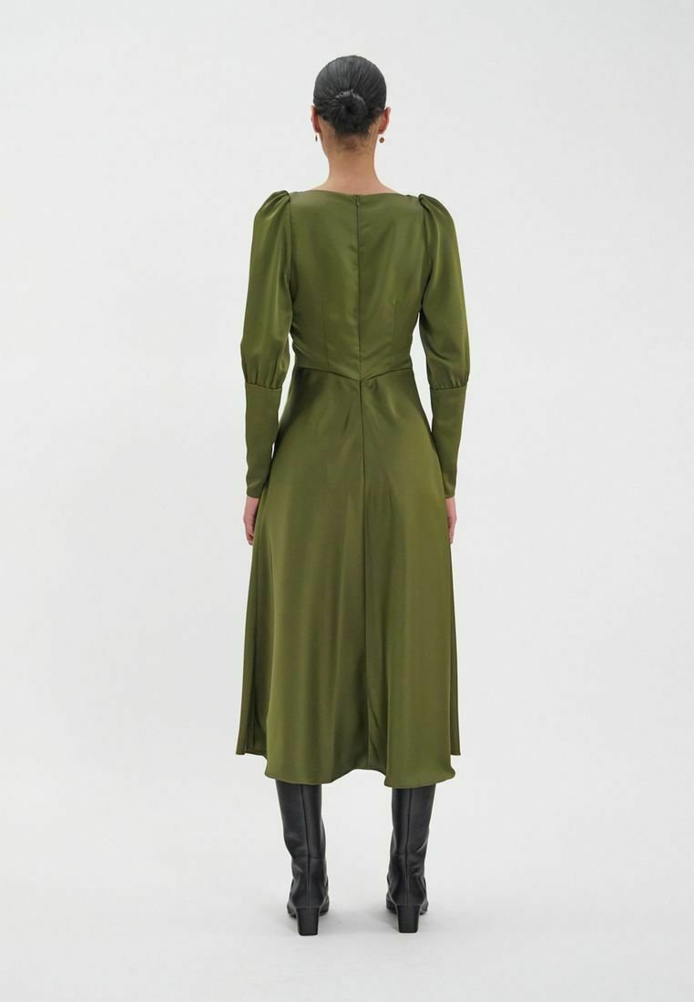 Mocassin Ines De La Fressange Taille 40 - Satin Vert Amande, Intérieur Cuir Doré, Neuf Sans Emballage