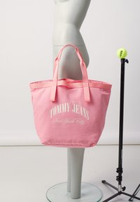 Tommy Jeans HOT SUMMER TOTE - Shopping bag - tickled pink
