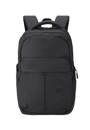 Zwarte Aoking-rugzak met gewatteerde banden, meerdere met rits afsluitbare vakken en merknaam zichtbaar op het voorvak.