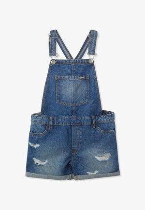 Salopette in denim con bretelle regolabili, lavaggio blu, tasca frontale e dettagli strappati sui pantaloni corti. Presenta orli arrotolati e accessori in metallo.