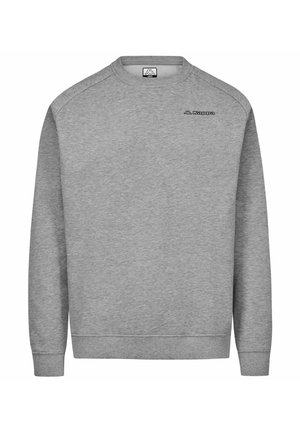 Felpa grigia con collo rotondo, polsini e orlo a coste. Presenta un piccolo logo nero sul petto. Il tessuto appare morbido e leggermente strutturato.