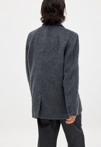 NA-KD FLUFFY - Blazer - grey