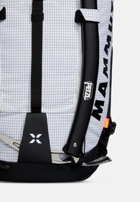 Mammut TRION - Sac de randonnée - white black