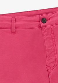 Serge Blanco BERMUDA COMFORT FIT MASTIC - Shorts - cerise