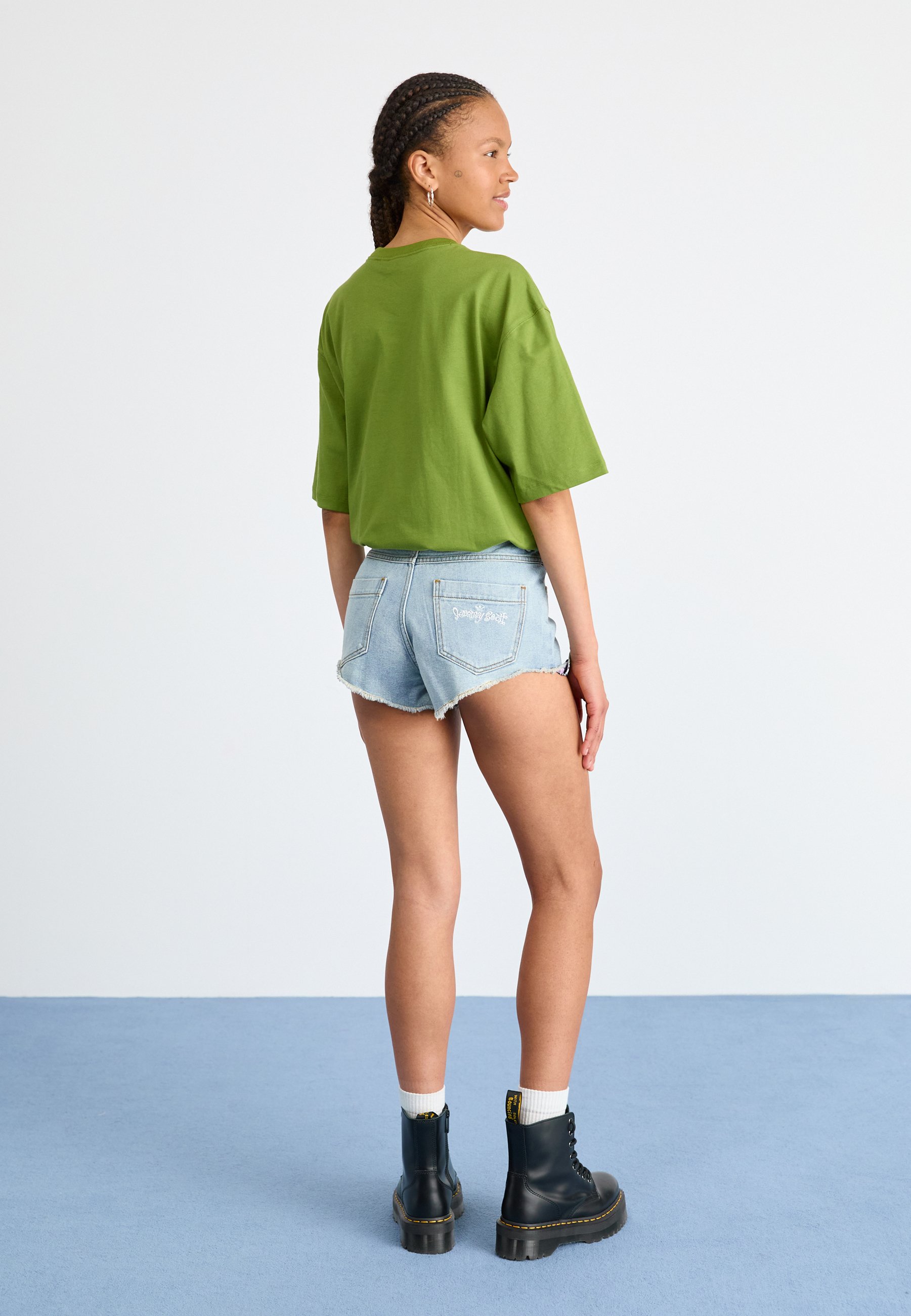 adidas Originals X JEREMY SCOTT PRIDE - Denim shorts