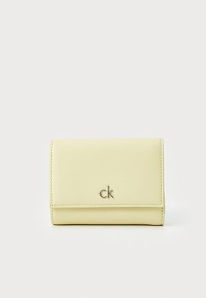 RE-LOCK MEDIUM TRIFOLD - Lompakko - parsnip