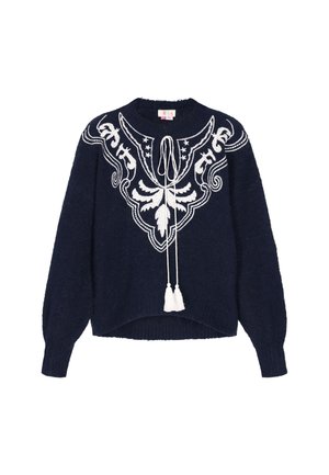 Tengerészkék kötött pulóver, fehér hímzett virágmintával és dekoratív bojtokkal, kerek nyakkivágással és enyhén cropped fazonnal.