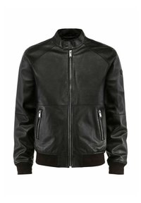 Czarna skórzana kurtka bomberka z stójką, zamkiem z przodu, bocznymi kieszeniami na zamek oraz ściągaczami przy mankietach i u dołu. Gładka faktura i dopasowany krój.